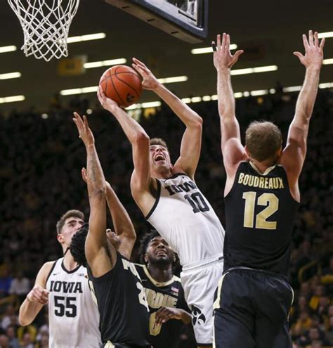 Hawkeye men's basketball - Sep 19, 2023 · 2023-24 SCHEDULE NOTES. Iowa will open the regular season with three of its first four games at home, including two straight to start the year. Iowa will open its Big Ten slate at Purdue (Dec. 4) for the second time in three seasons. The Hawkeyes hosted the Boilermakers in 2020-21 and traveled to West Lafayette in 2021-22. 